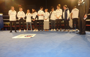 CEST : LES RED GIRLS SUR LE RING !