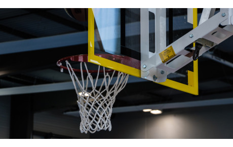 SI VOUS CHERCHEZ UN STAGE POUR L'ETE............ 